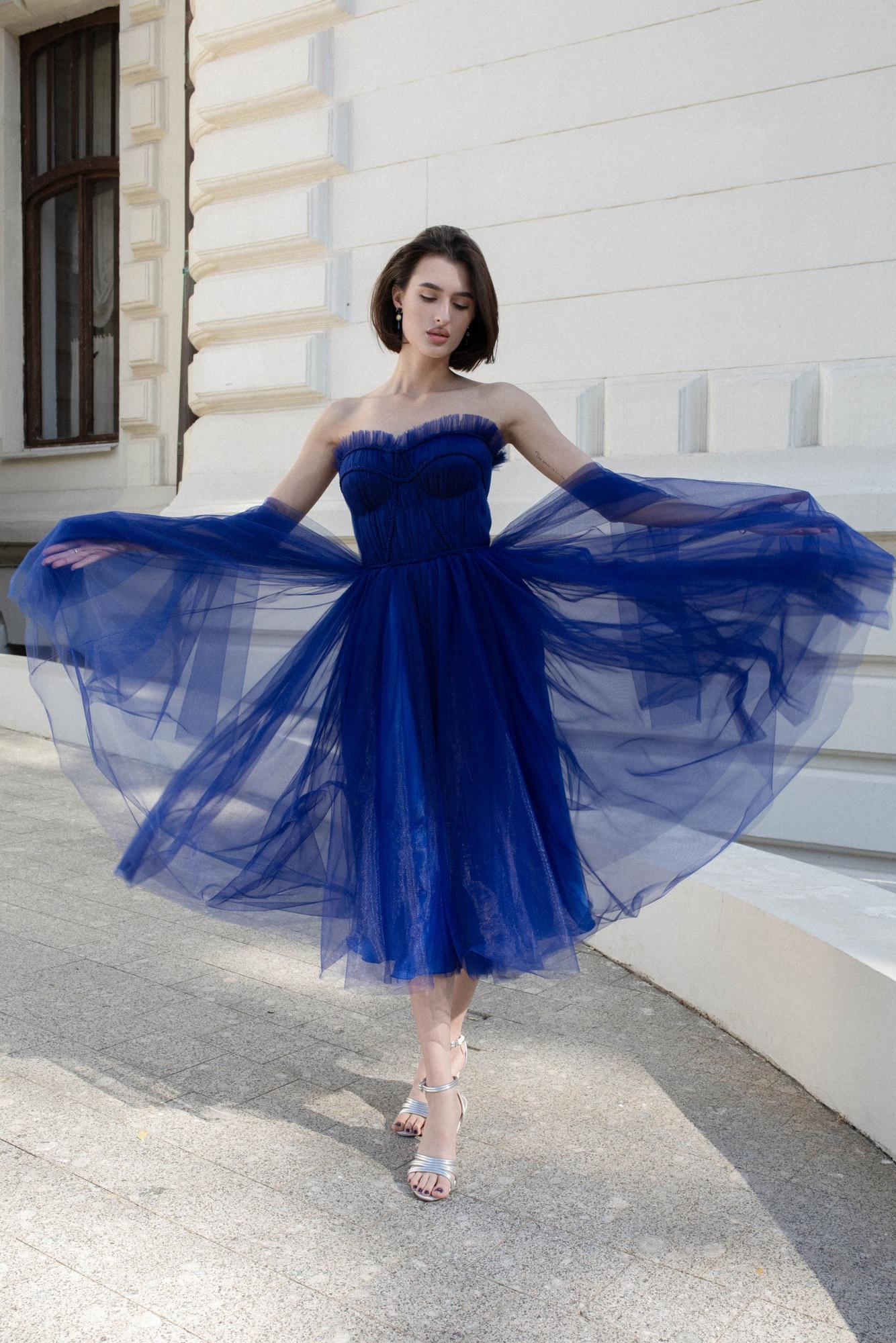 Вечернее платье NAVA  длинное в фатине синий вождь