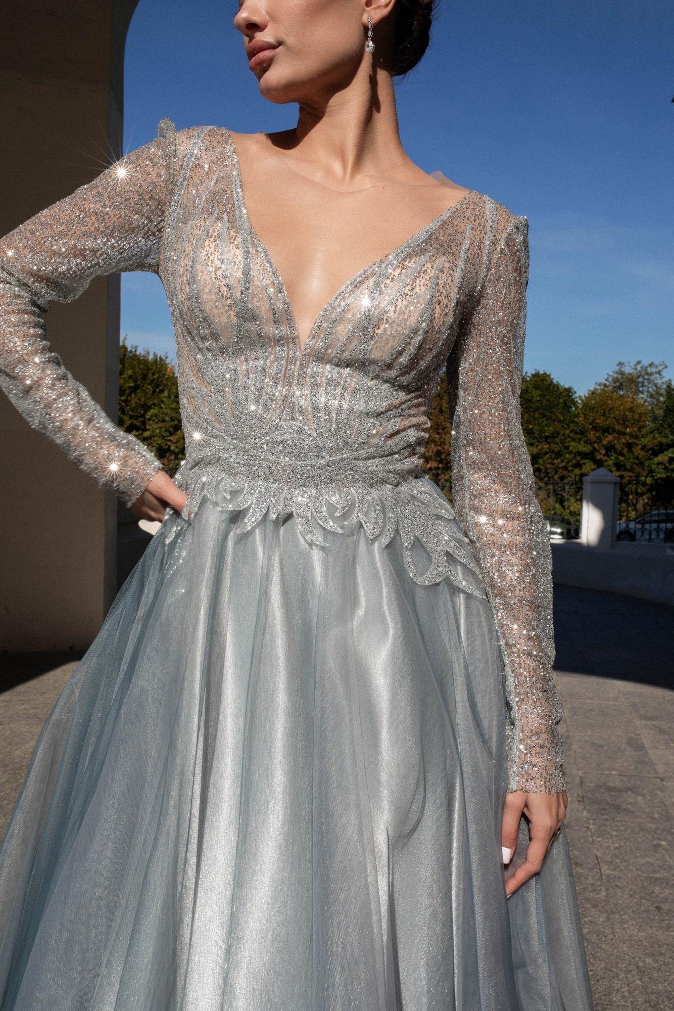 Длинное платье PEARL  с рукавом в фатине серо-зеленом  миксе