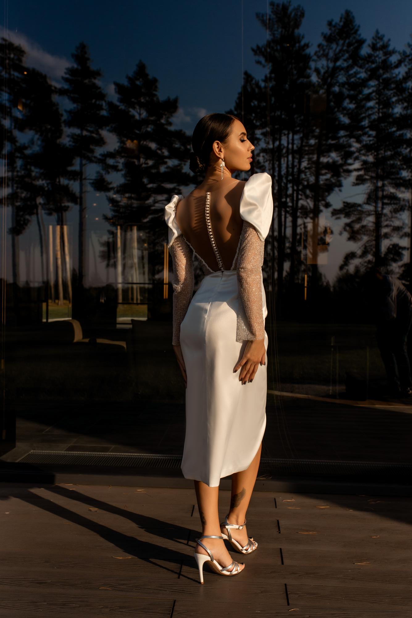 ONLIE силуэтное в молочном