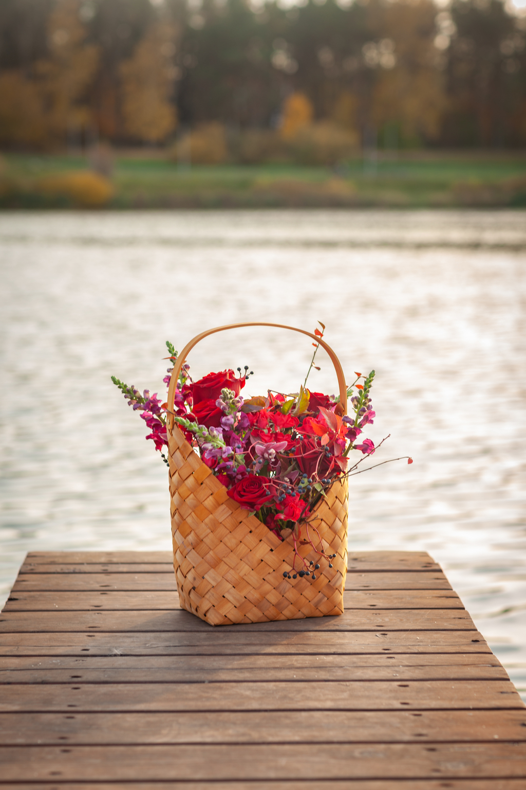 Цветочная корзина "Бордо"