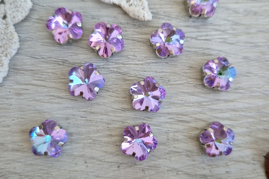 кристаллы для брошей