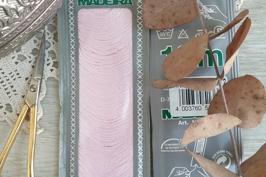 мулине мадейра 2712