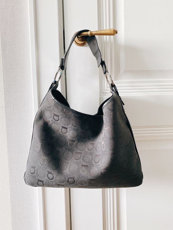 Сумка Salvatore Ferragamo