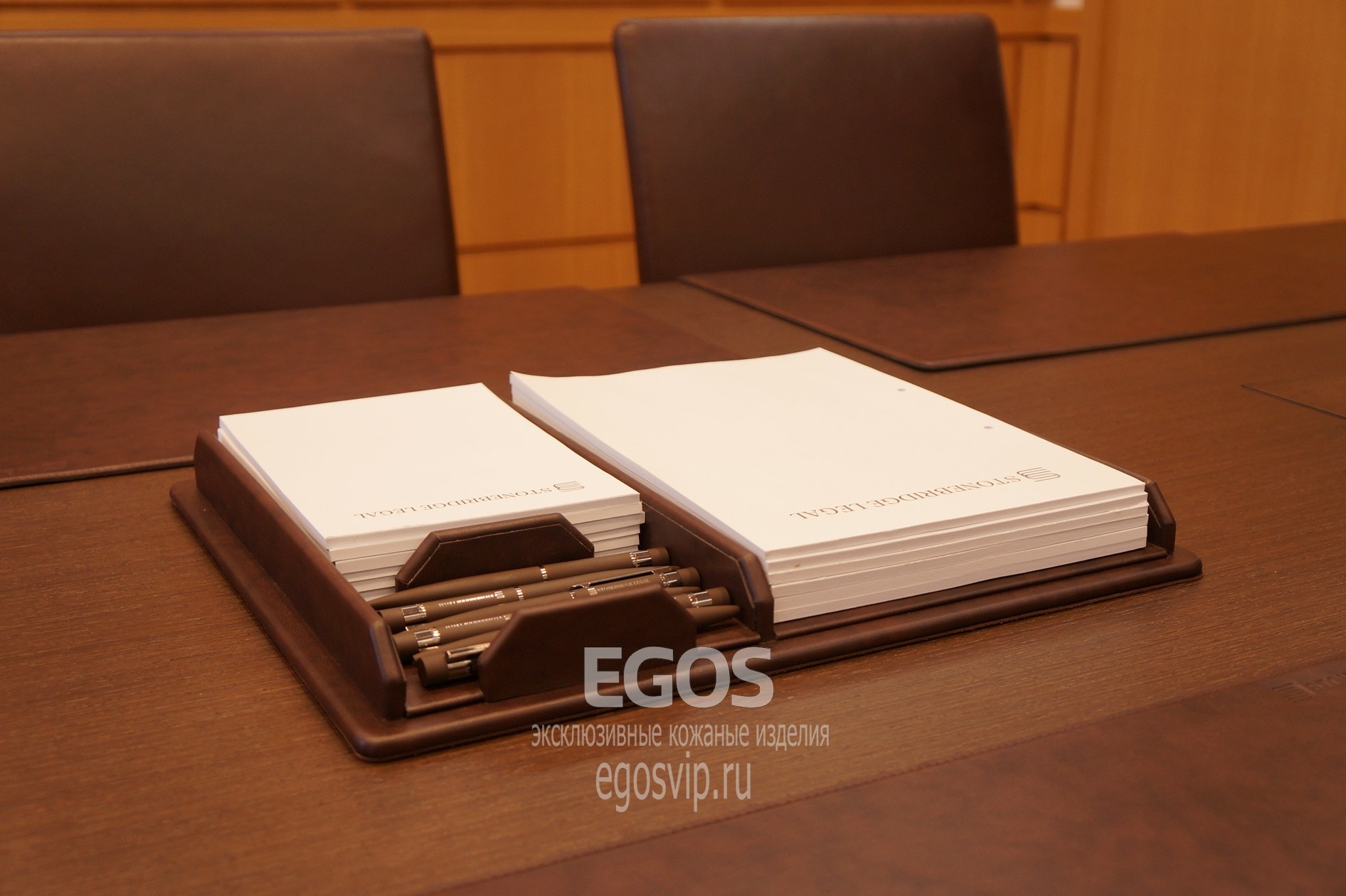 Подставка органайзер EGOS - кожаная подставка под бумаги А4 ,А5 и  ручки