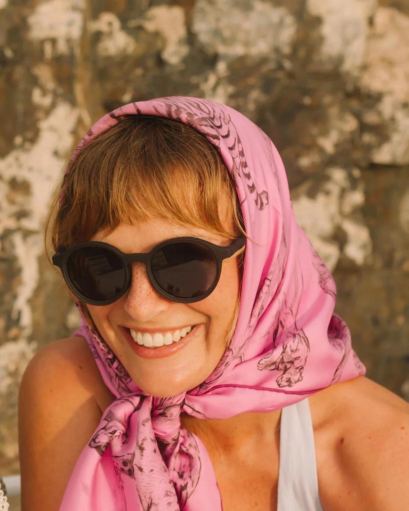 Очки TEEN & ADULT Oval Sunglasses-Classic Olivio-Squid Black 4897108587153