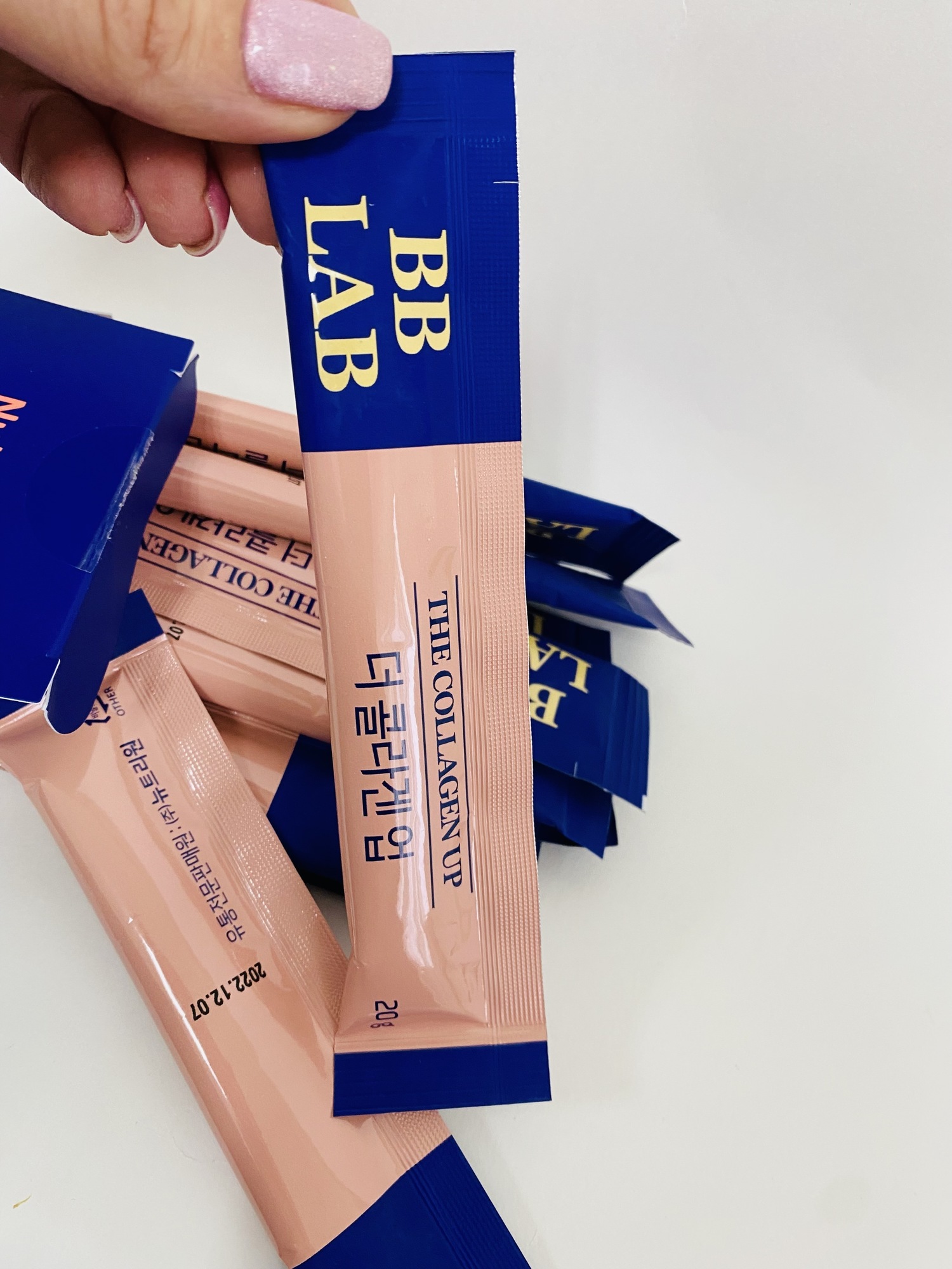 Пищевой коллаген в форме желе со вкусом грейпфрута BB LAB  The Collagen Up 20 g* 14 шт