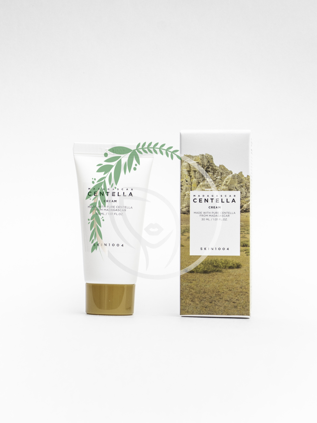 Увлажняющий крем с центеллой азиатской SKIN1004 Madagascar Centella Cream 30ml