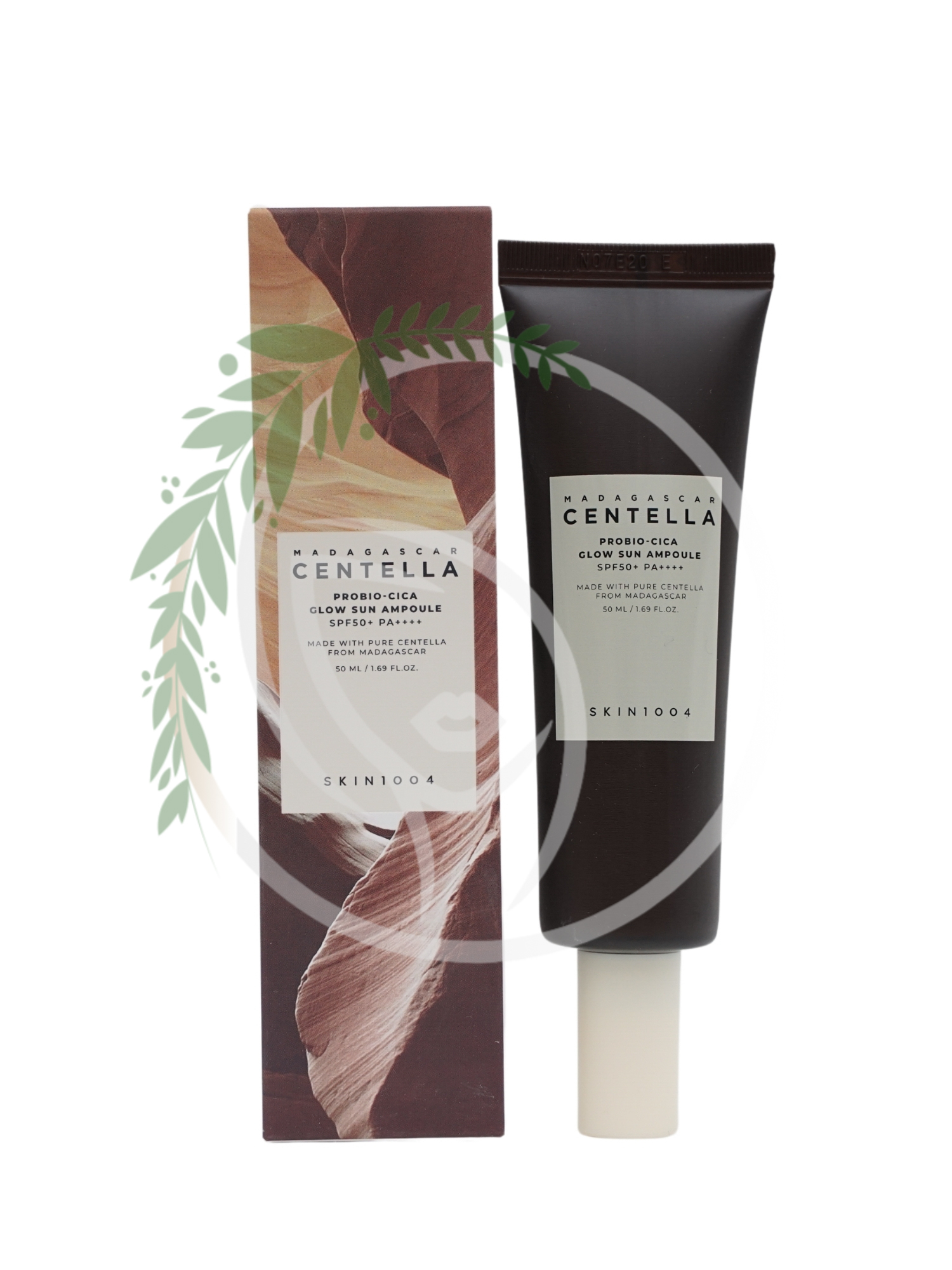 Солнцезащитная сыворотка с пробиотиками SKIN1004 Madagascar Centella Probio-cica Glow Sun Ampoule 50 ml