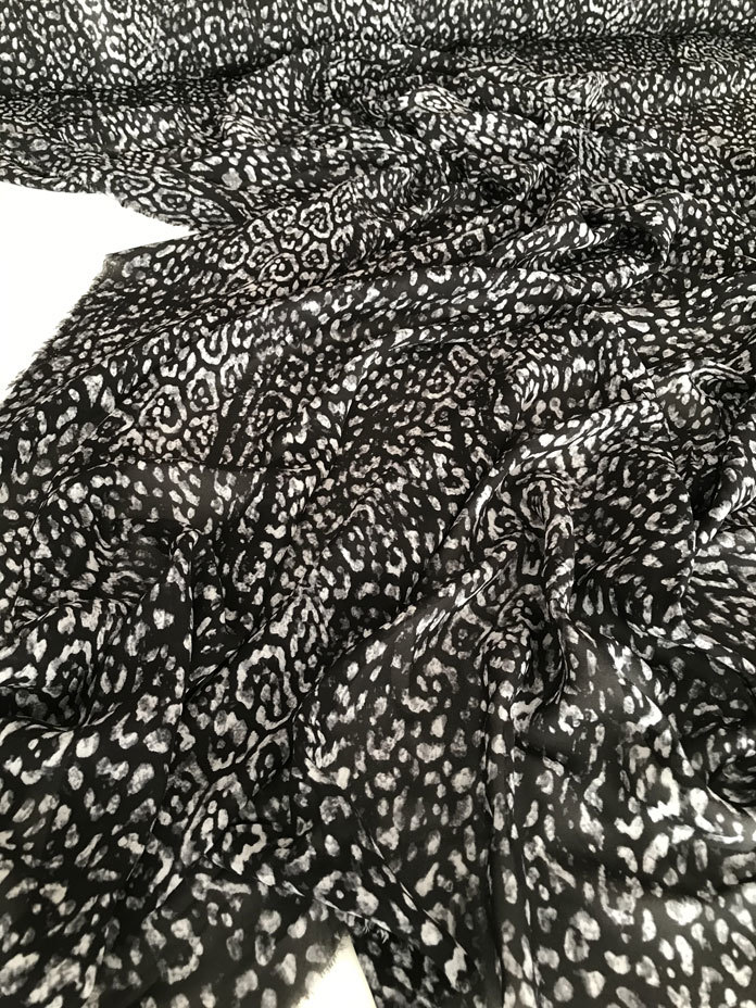 Шифон вискозный RCavalli "Анимале чёрно-белый"