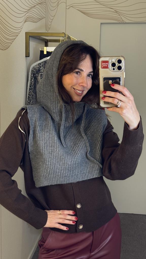 Вязаный капюшон двойной  из шерсти с манишкой