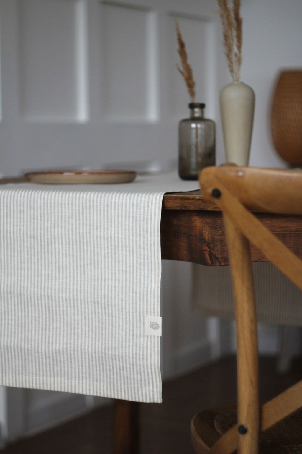 Дорожка на стол изо льна В полоску