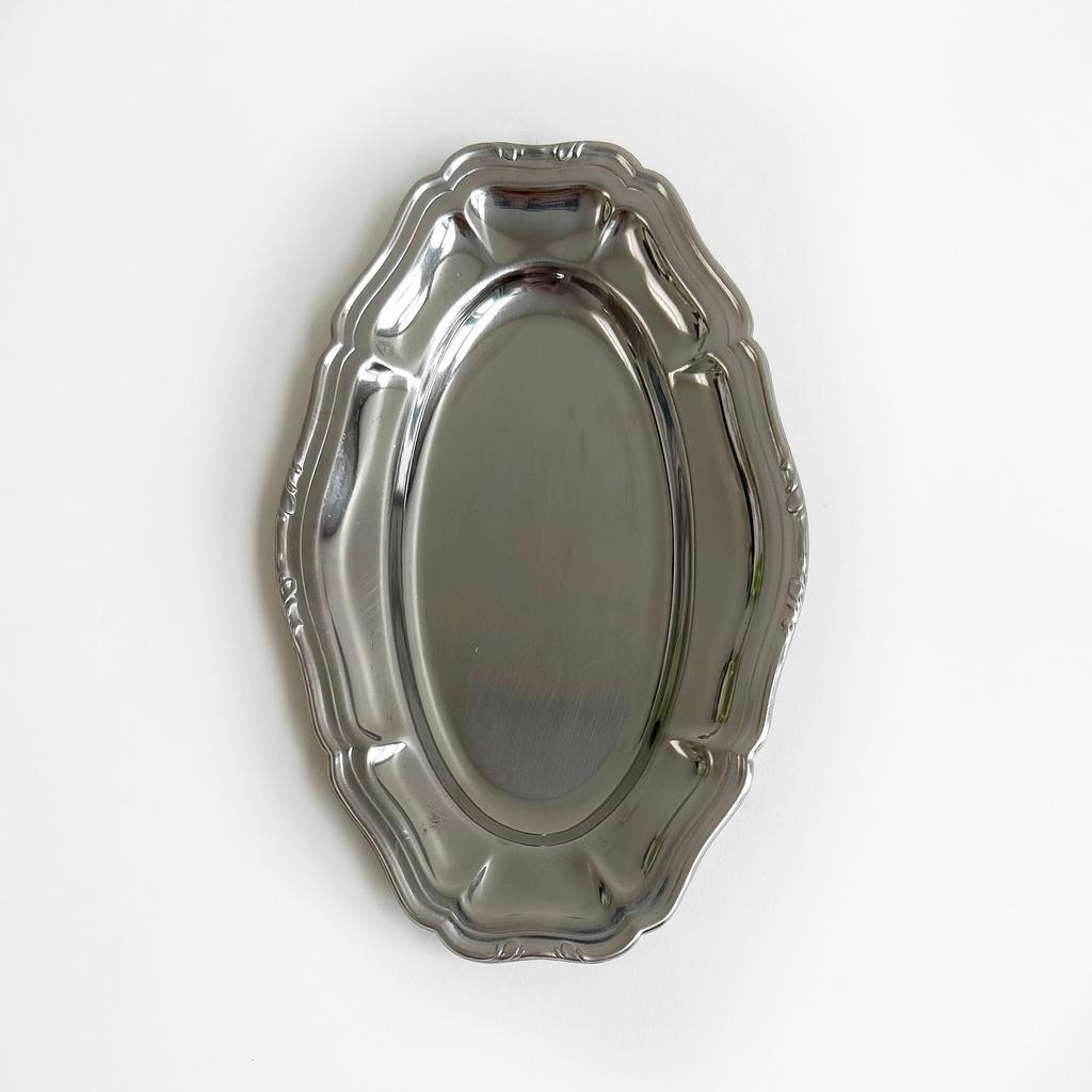 Небольшой овальный поднос из стали, Франция