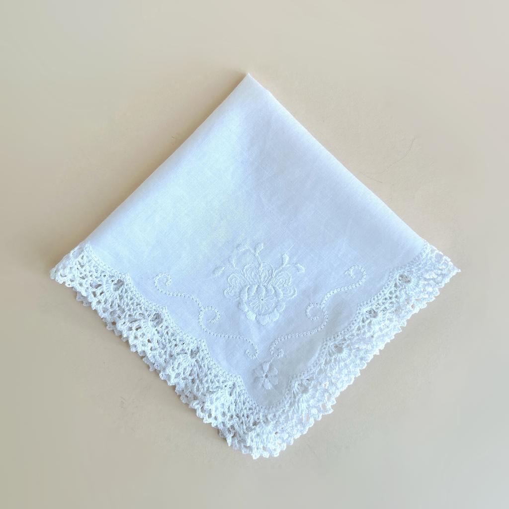 Платочек из батиста