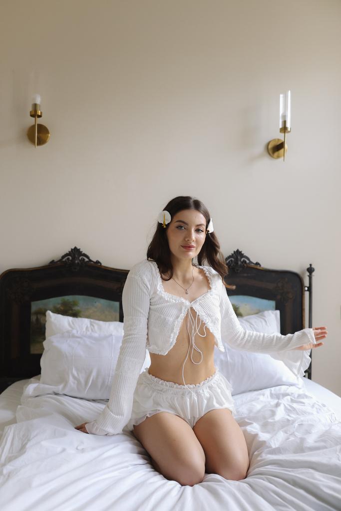 Mary set