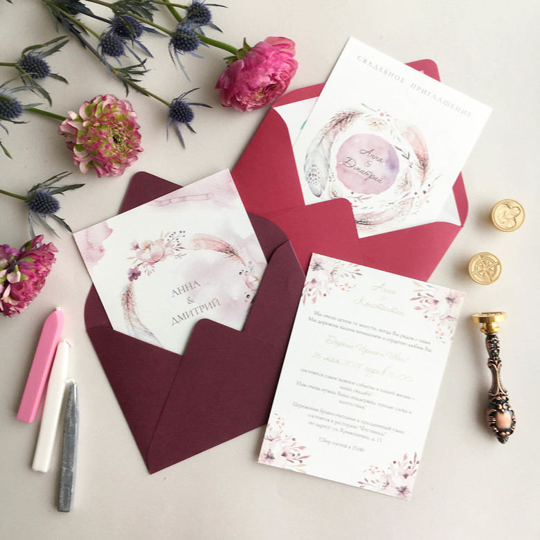 Приглашение на свадьбу с розовыми перьями