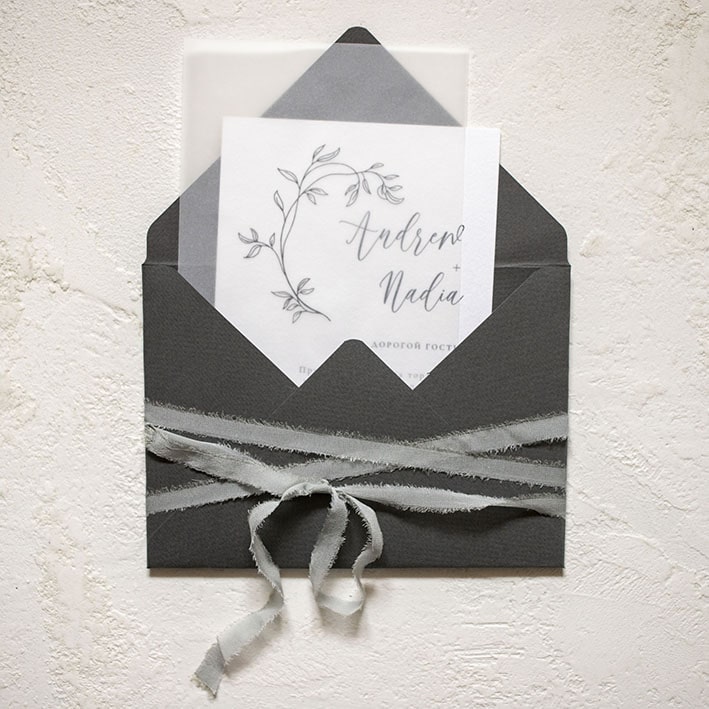 Пригласительные на свадьбу с шелковой лентой