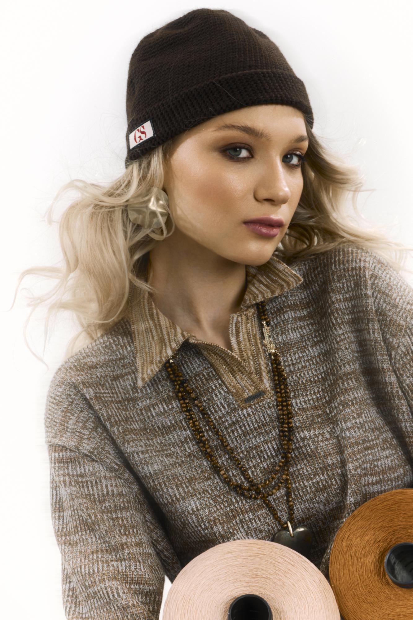 "Шапочка Мастера", цвет шоколадный