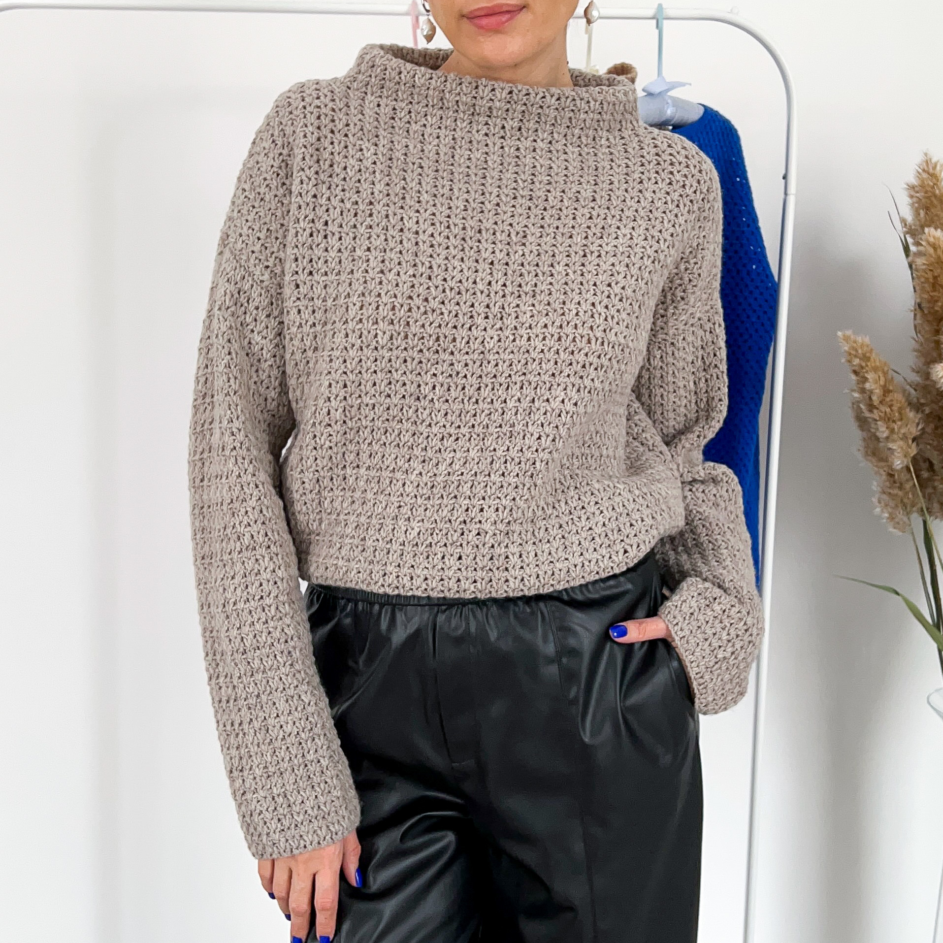 Свитер крючком