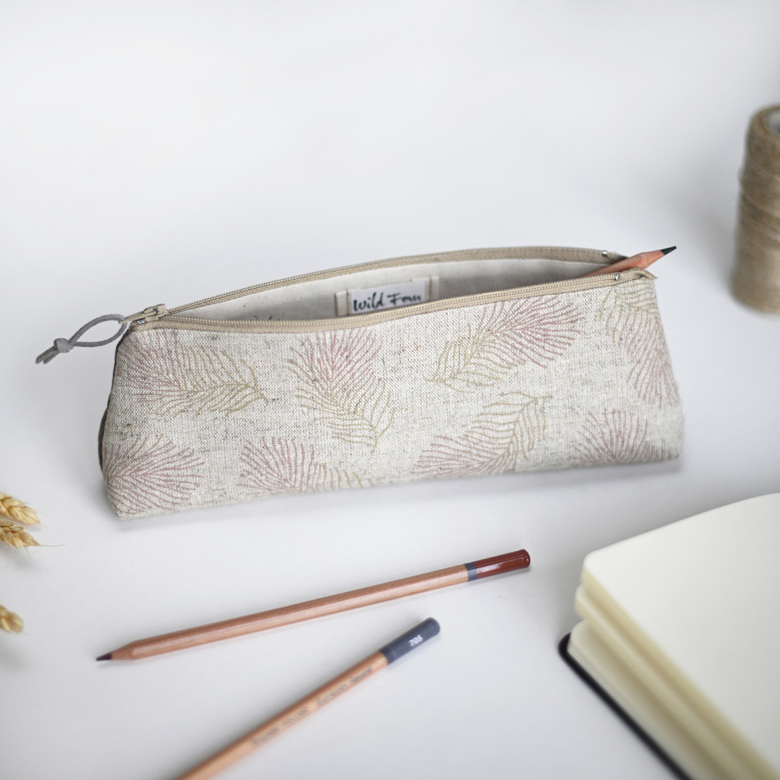 Pencils case " Feathers"