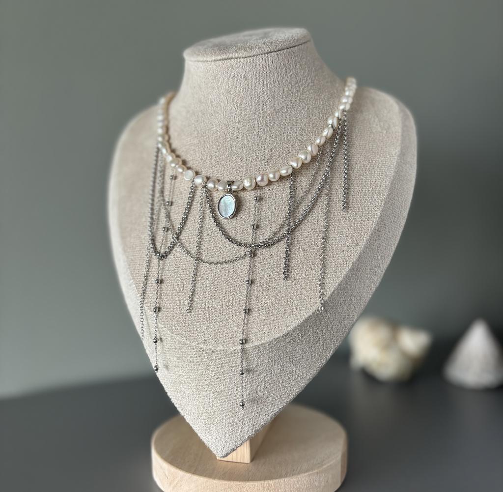 Necklace Moonshine