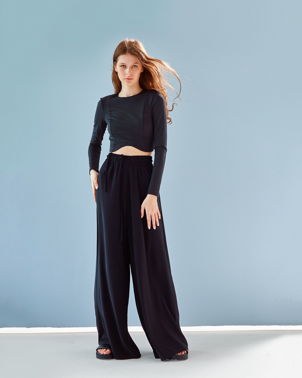 Топ с длинным рукавом «UNHOLY»