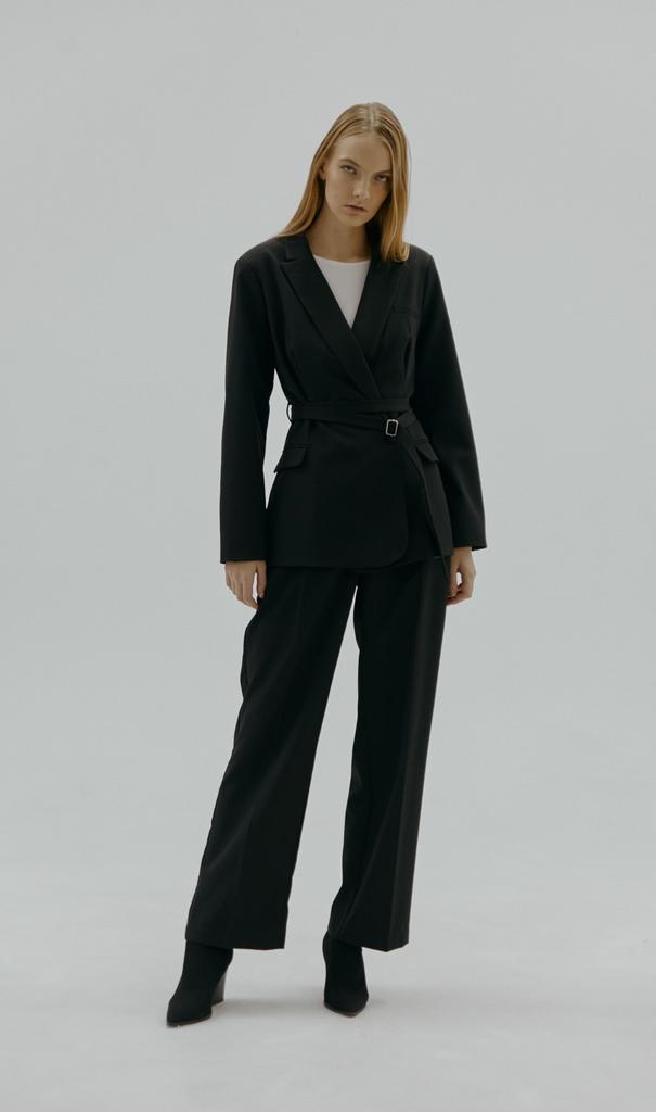 Блейзер приталенный черный «GRADE»