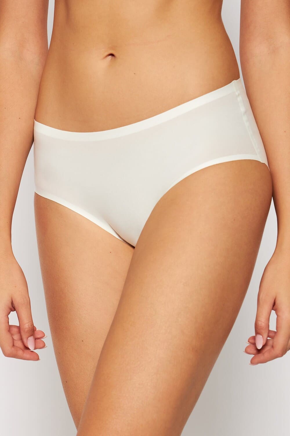 Трусы хипстеры Chantelle Softstretch Hipster C26440
