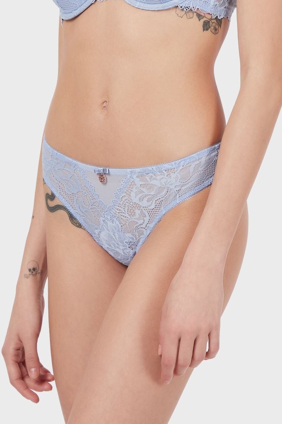 Кружевные трусы бразилиана Emporio Armani 162948 1P214