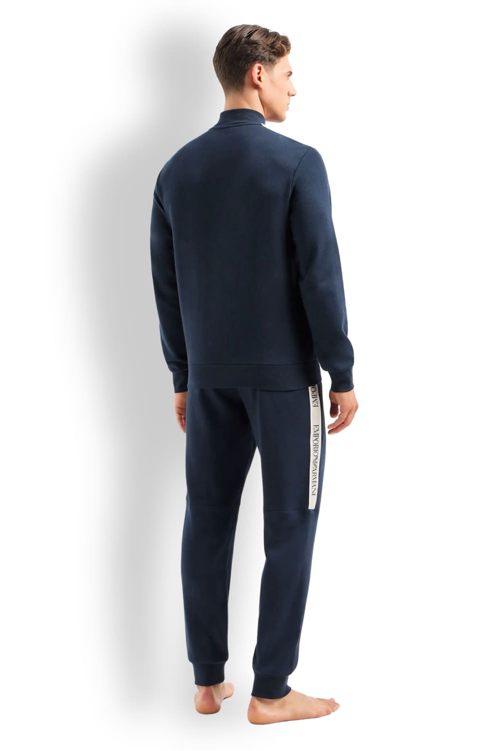 Мужской костюм для спорта и отдыха Emporio Armani 112083 4R571