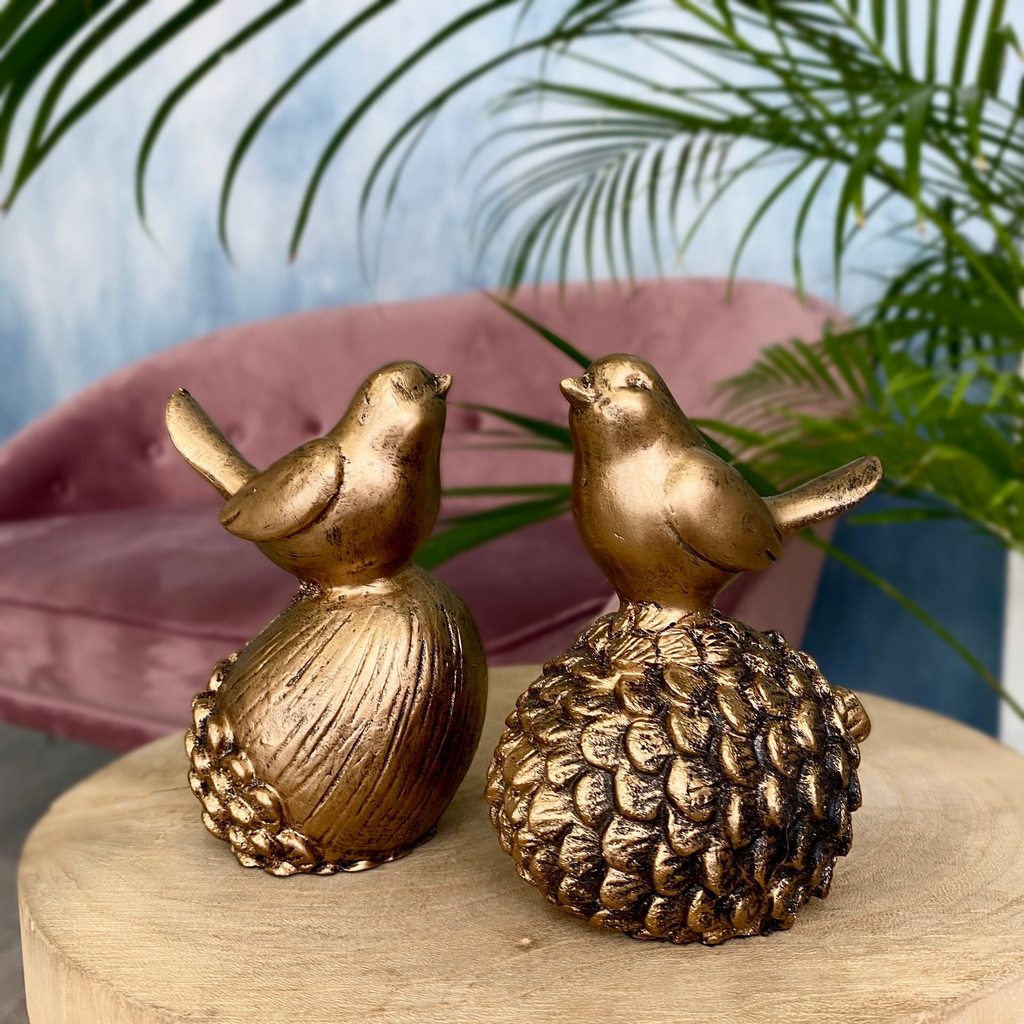 Декор для дома набор из 2х миниатюрных статуэток птички на шишке и желуде "Forest Bird" из искусственного камня в цвете Античное серебро