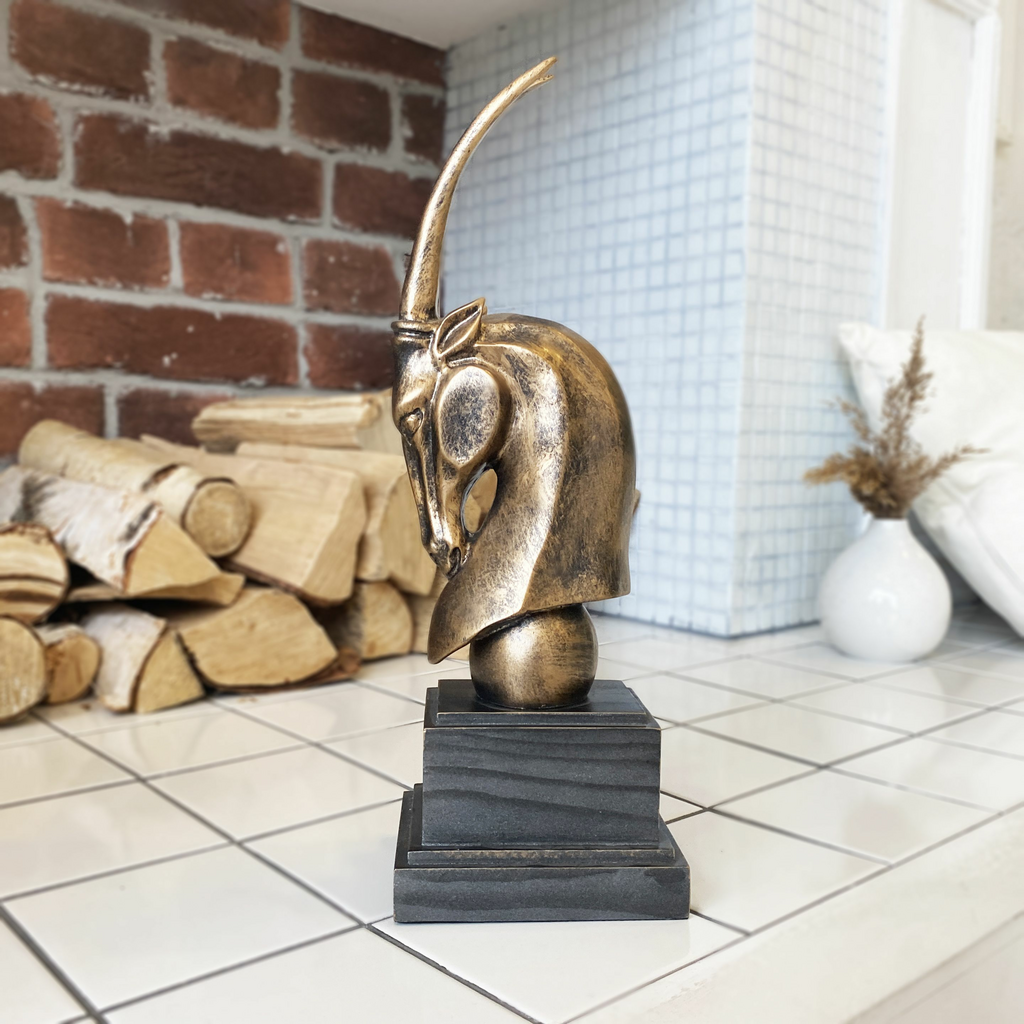 Декор для дома статуэтка "Козерог" из искусственногок камня в цвете Бронза