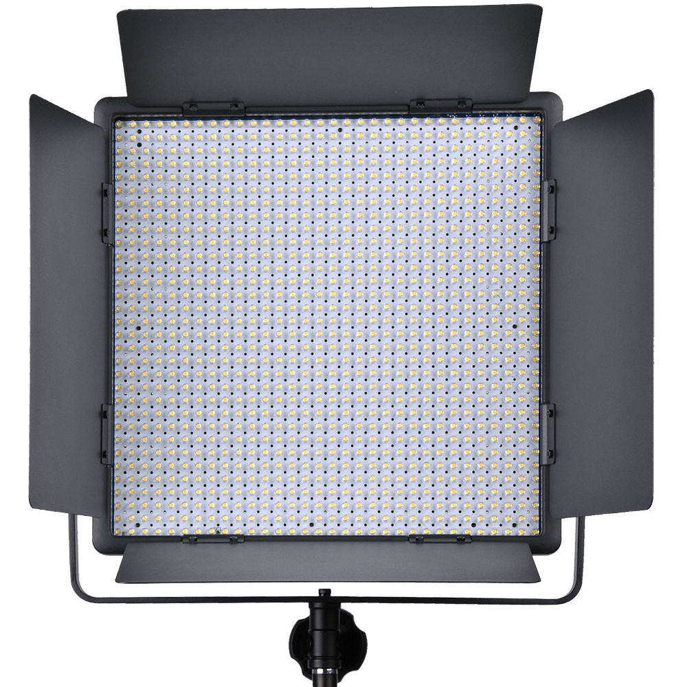 Осветитель светодиодный Godox LED1000C студийный