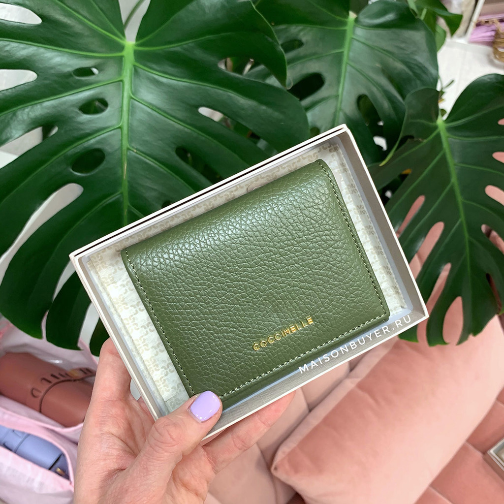 хаки мини кошелек coccinelle mini wallet pebbled caper