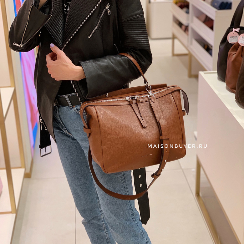 сумка Coccinelle Carol medium 1 handle цвет brule / корочневый HB0069S