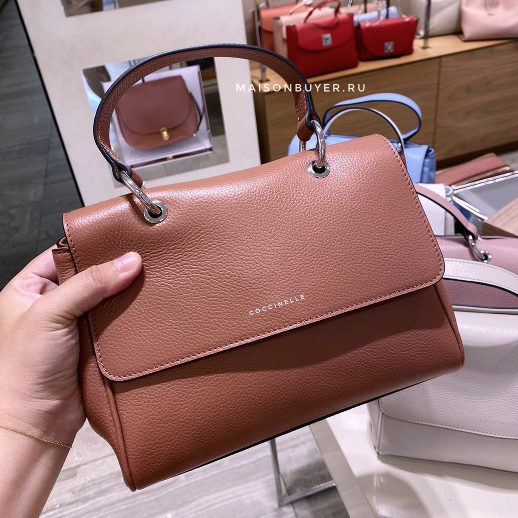 сумка Coccinelle M Taylor цвет mars dust / кирпичный HB0121M