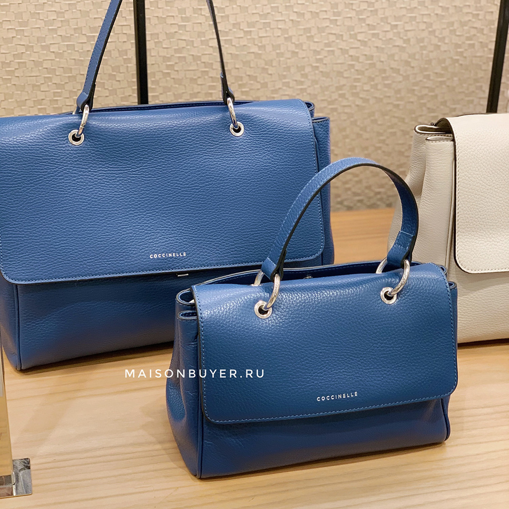 сумка Coccinelle M Taylor цвет saphere / сапфировый HB0045M