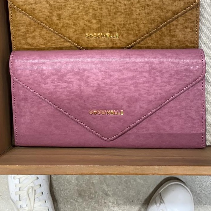 большой кошелек- конверт Coccinelle цвет Acai WL0040G