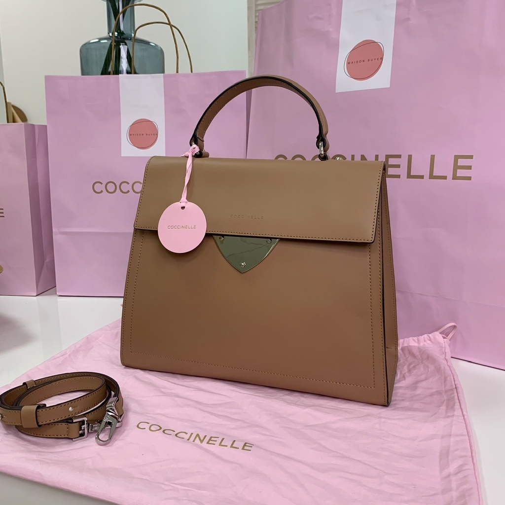 сумка COCCINELLE B14 CALF MAXI цвет desert есть дефект HBB1410L