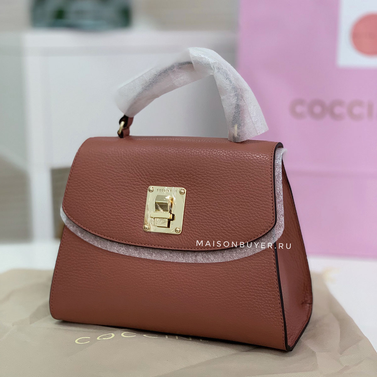 сумка Coccinelle Agatha M цвет mars dust / розово-коричневый HB0130M