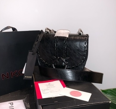 сумка PINKO LOVE GO-ROUND TWIST цвет black / черный HBGOROUND05S