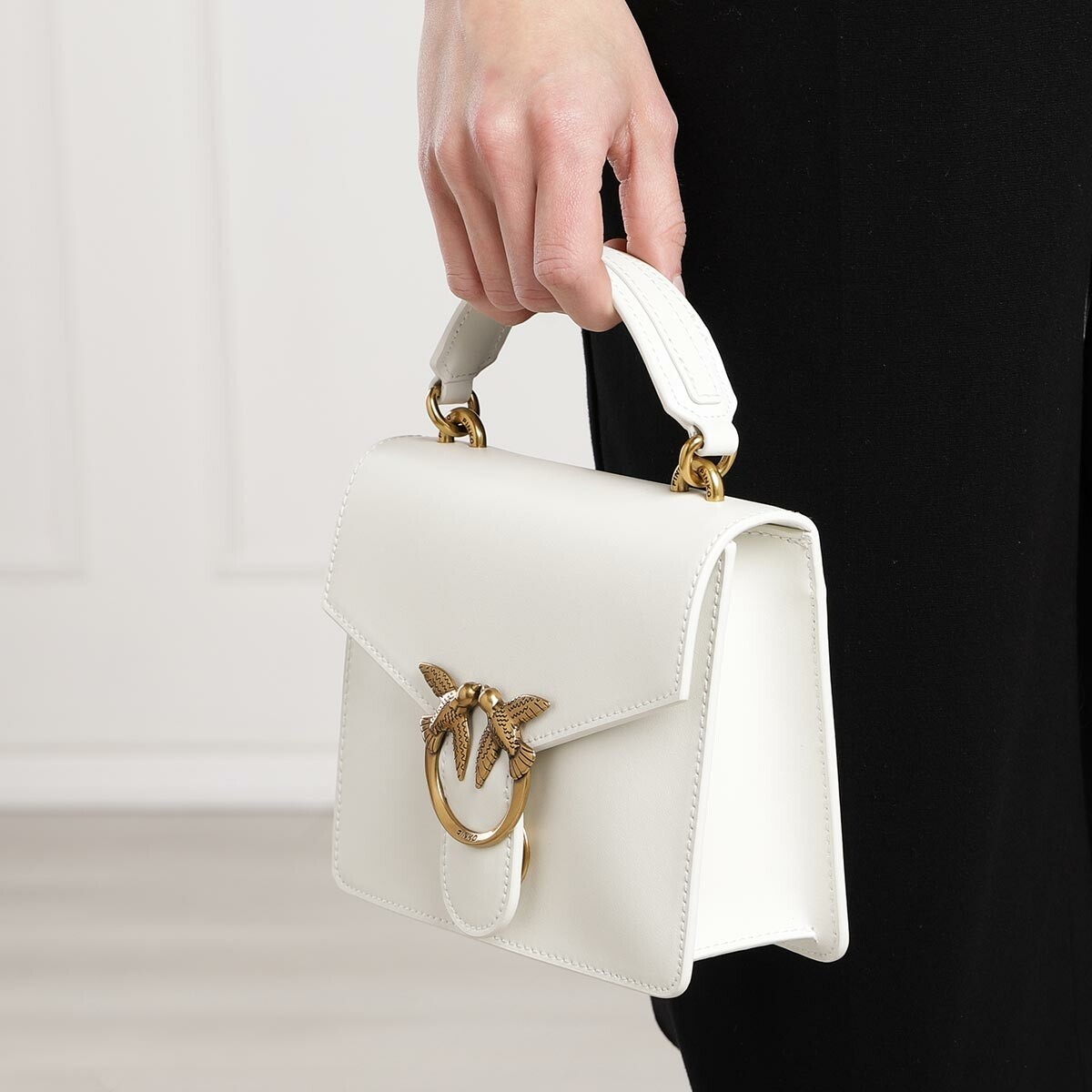 сумка PINKO LOVE MINI TOP HANDLE SIMPLY SS21 цвет WHITE + WHITE  / белый HBLOVETOP02M