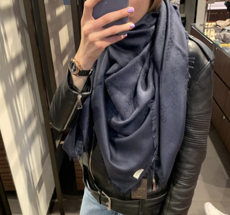 шаль GUCCI SHAWL 135x135 NAVY 50% silk 50% wool