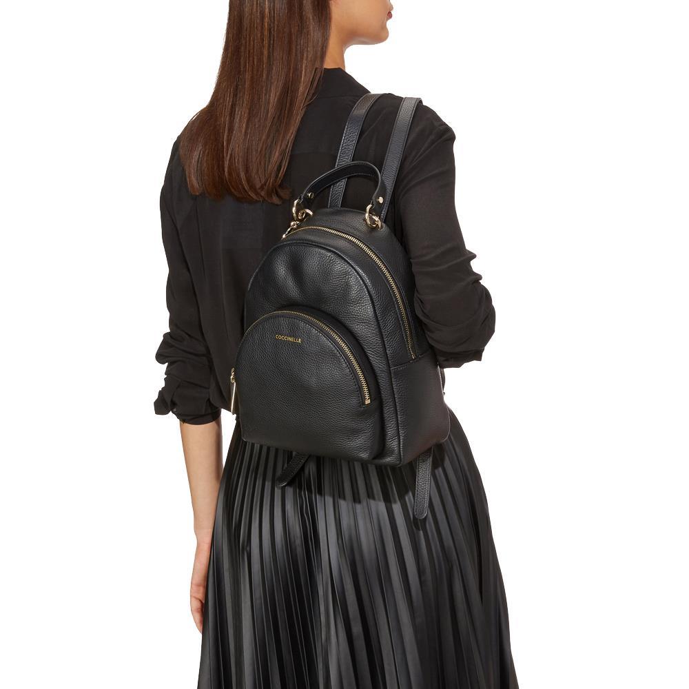 рюкзак COCCINELLE ALPHA цвет Noir / Black / Черный BPALPHA01S