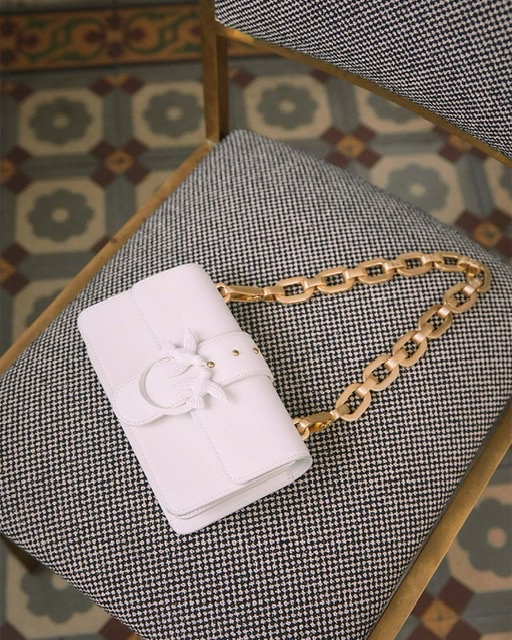 сумка PINKO MAXI CHAIN MINI AW21/22 цвет WHITE / Белый PIMAXICHAIN02S