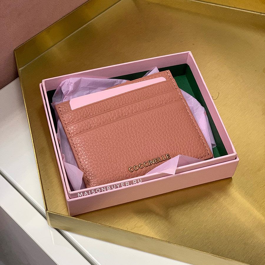 кардхолдер COCCINELLE card holder цвет Litchi COCARDH61