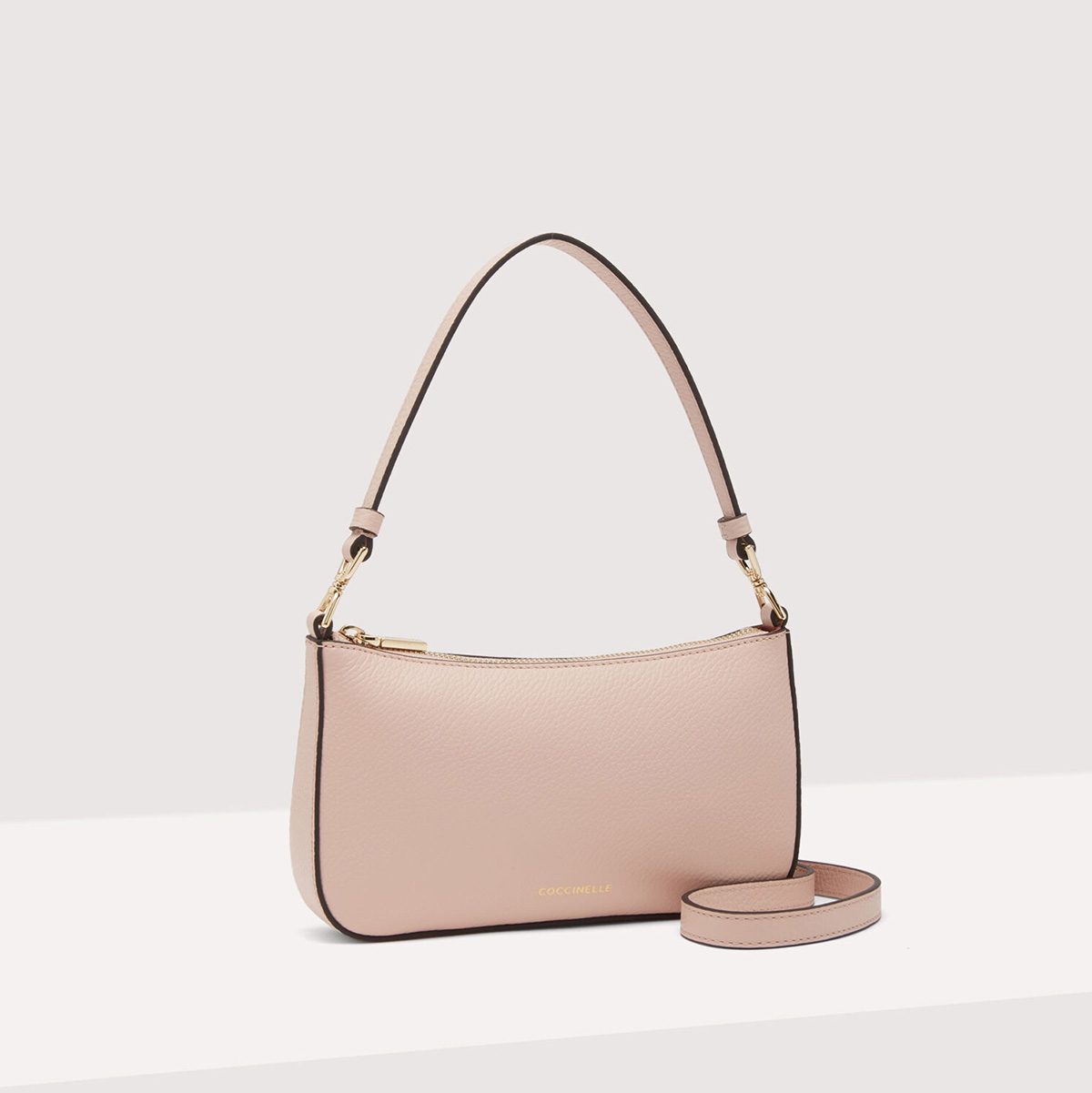 сумка COCCINELLE BONHEUR Minibag цвет New Pink / пудра COBONHEUR51G