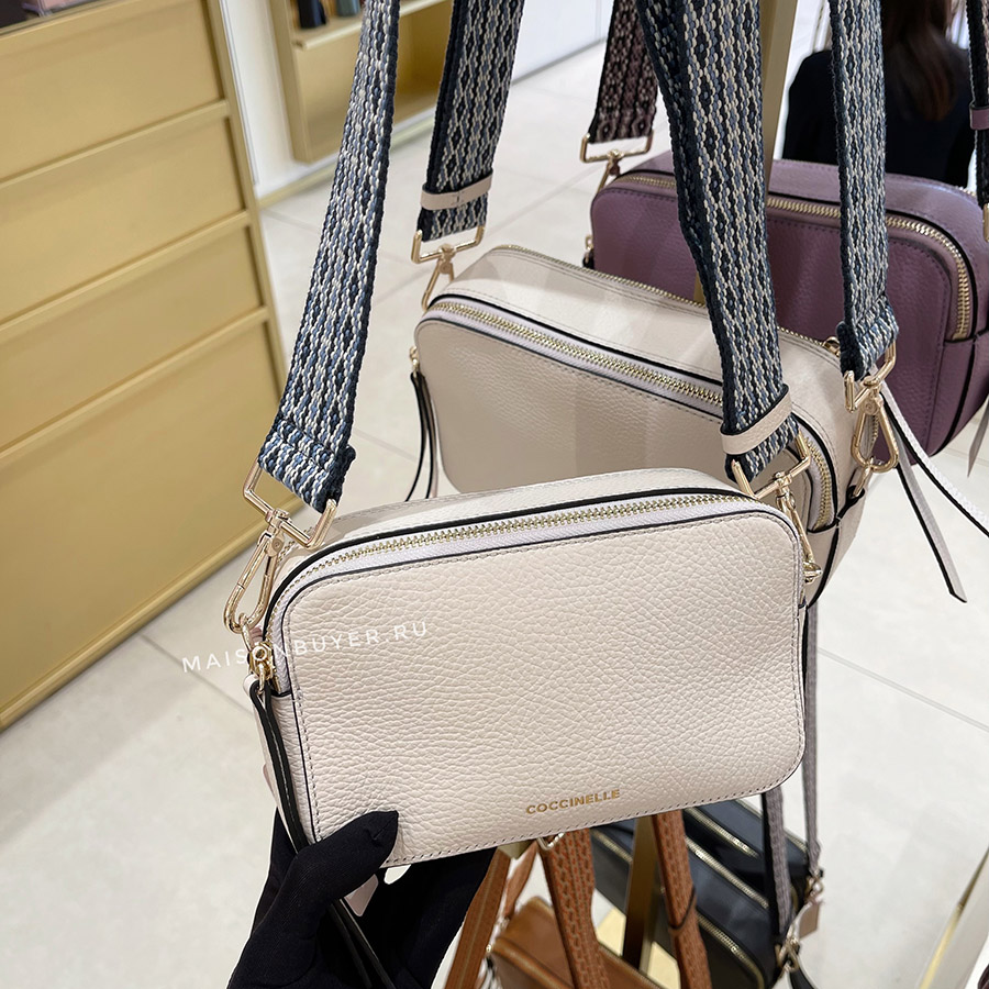 сумка COCCINELLE JEN CAMERA BAG Mini Lambskin White COJENSS2213S