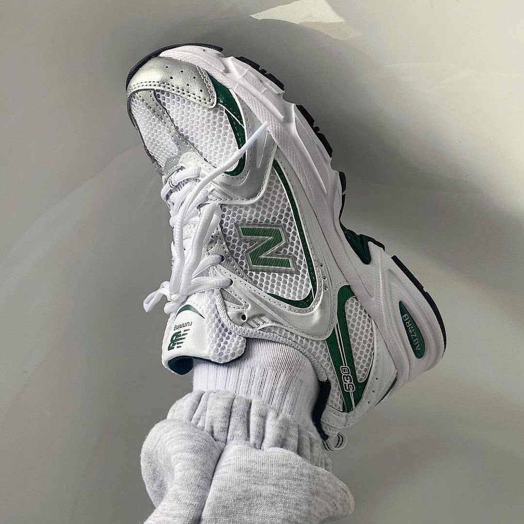 NEW BALANCE 530 WHITE NIGHTWATCH GREEN MR530ENG