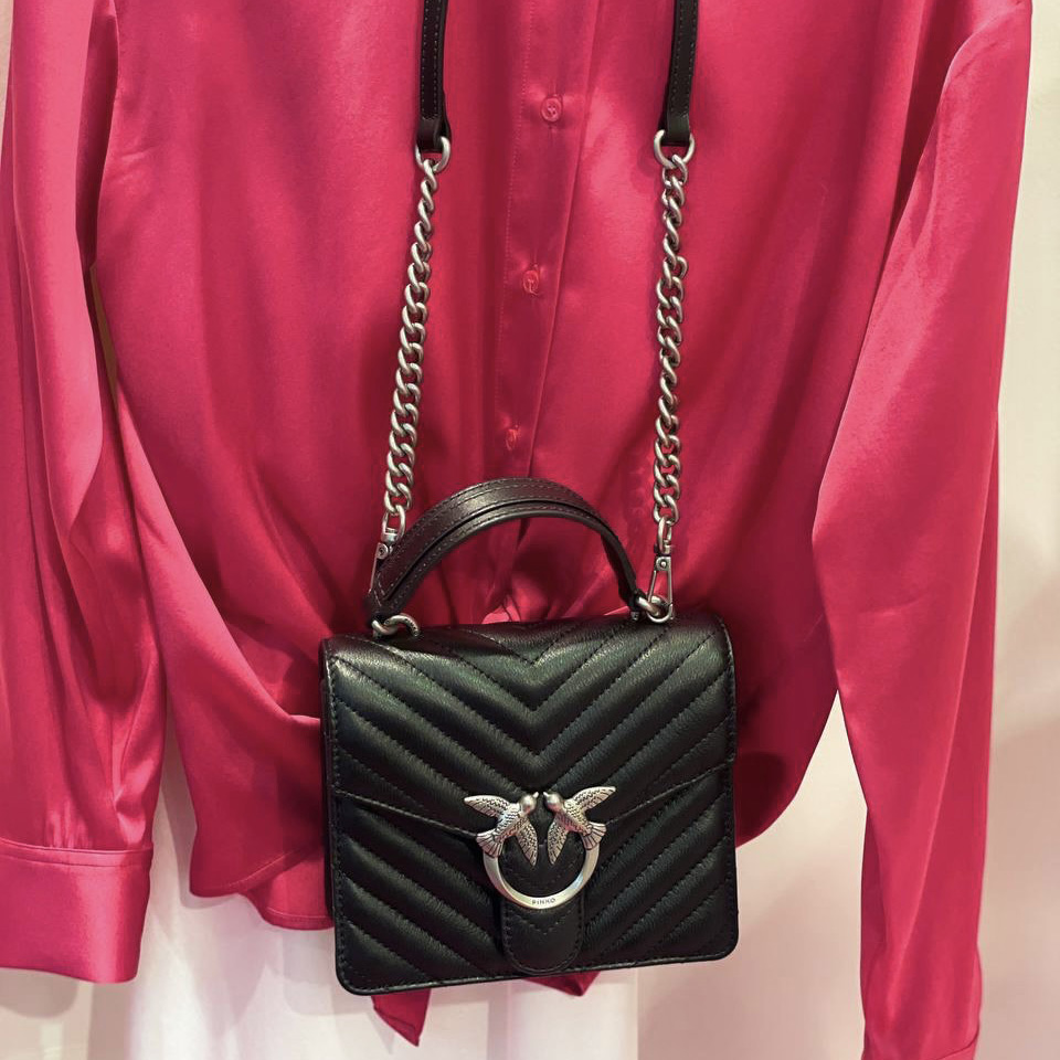 сумка PINKO LOVE MINI TOP HANDLE CHEVRON CL nero limousine / black PICTOPH01SCHEV