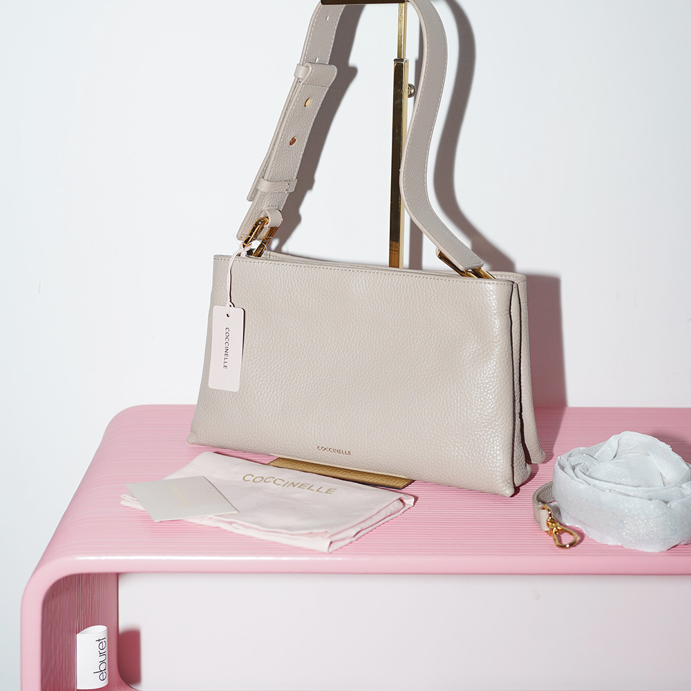 COCCINELLE POPPY MEDIUM Powder Pink / Пудра
